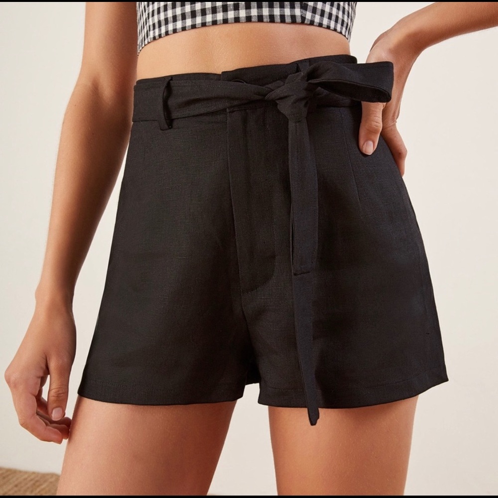 Reformation Captain Short in Black sz 0
